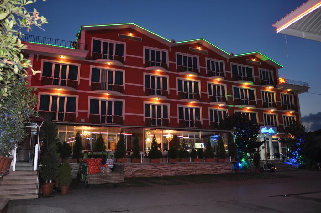 Pasha Palas Hotel Izmit Exterior photo