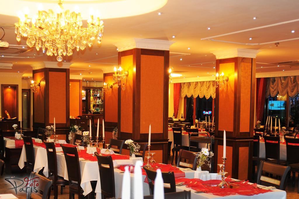 Pasha Palas Hotel Izmit Exterior photo