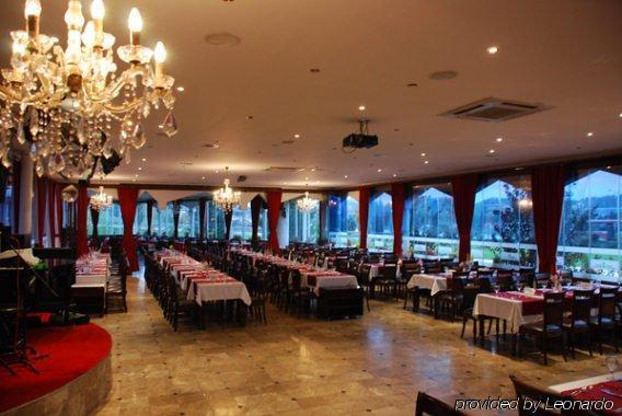 Pasha Palas Hotel Izmit Exterior photo